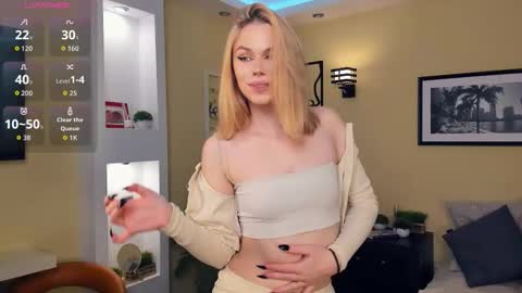 Snapshot of chrisme_please chatting on 12.03.25 Lizz online show from 12.03.25