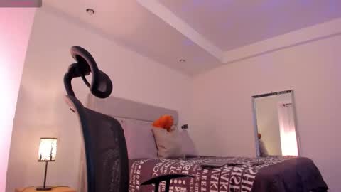 chrismorgan24 online show from 12.17.25