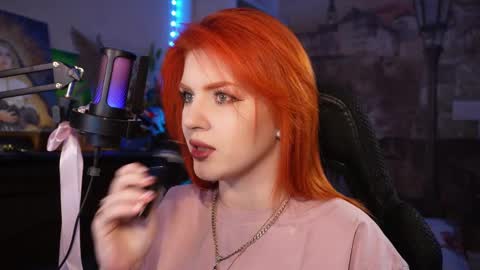 chriss_foxx online show from 03.07.25