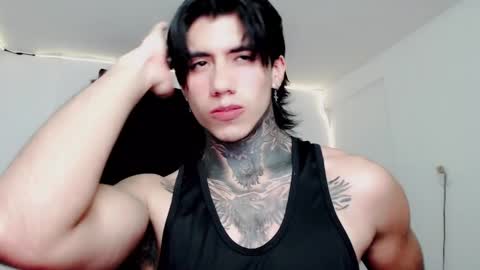 Snapshot of chriss_opp chatting on 02.22.25 CHRIS INDEPENT MODEL online show from 02.22.25