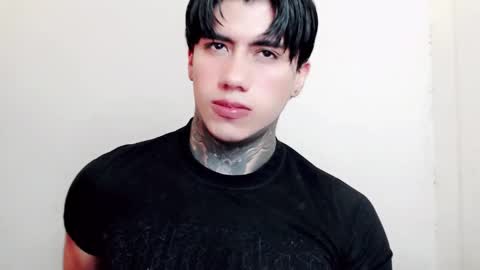 Snapshot of chriss_opp chatting on 09.10.25 CHRIS INDEPENT MODEL online show from 09.10.25