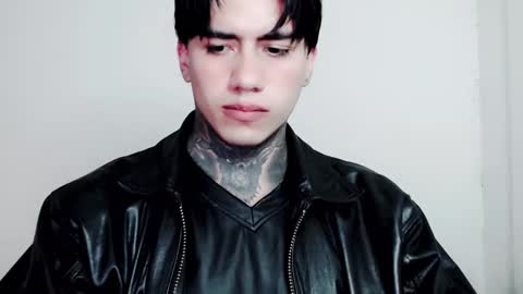 Snapshot of chriss_opp chatting on 09.29.25 CHRIS INDEPENT MODEL online show from 09.29.25