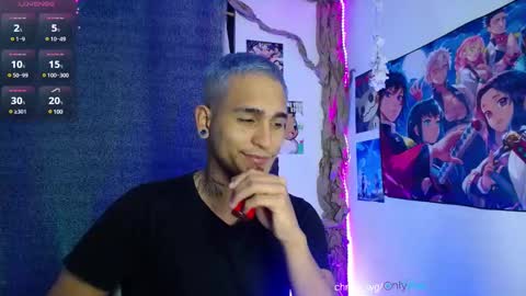 Snapshot of chriss_wg_ chatting on 12.10.24 Christian Wang online show from 12.10.24