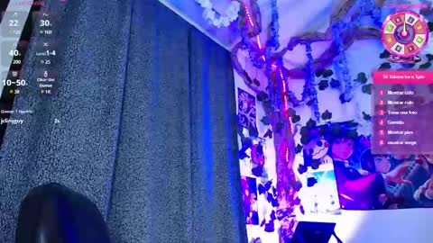 Snapshot of chriss_wg_ chatting on 01.29.25 Christian Wang online show from 01.29.25