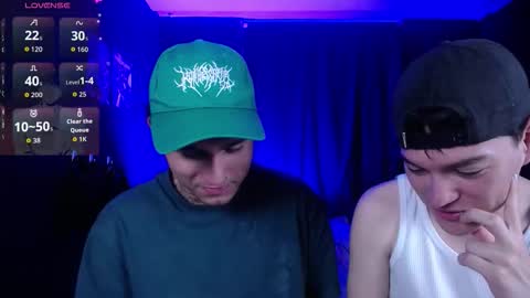 Snapshot of chriss_wg_ chatting on 09.16.25 Christian Wang online show from 09.16.25