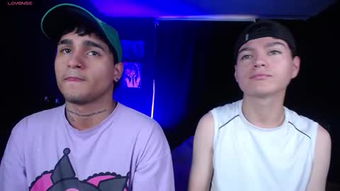 Snapshot of chriss_wg_ chatting on 09.17.25 Christian Wang online show from 09.17.25