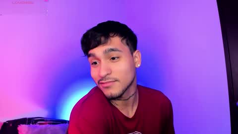 Snapshot of chriss_wg_ chatting on 12.04.25 Christian Wang online show from 12.04.25