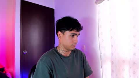 Snapshot of chriss_wg_ chatting on 01.31.26 Christian Wang online show from 01.31.26