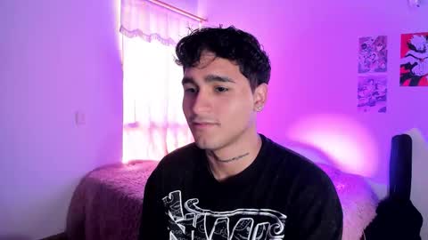 Snapshot of chriss_wg_ chatting on 02.08.26 Christian Wang online show from 02.08.26