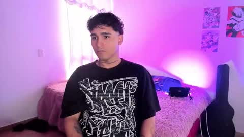 Snapshot of chriss_wg_ chatting on 02.11.26 Christian Wang online show from 02.11.26