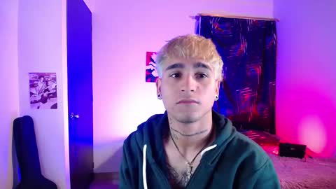 Snapshot of chriss_wg_ chatting on 03.03.26 Christian Wang online show from 03.03.26