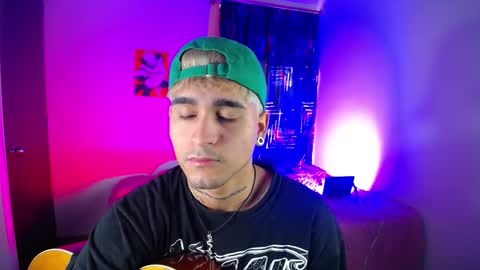 Snapshot of chriss_wg_ chatting on 03.05.26 Christian Wang online show from 03.05.26