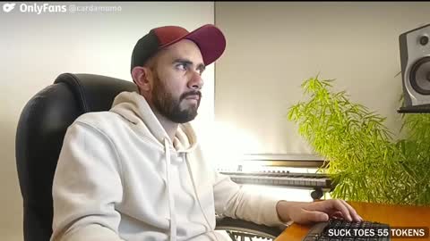 Snapshot of chrissmithin5 chatting on 01.20.25 Cardamomo online show from 01.20.25