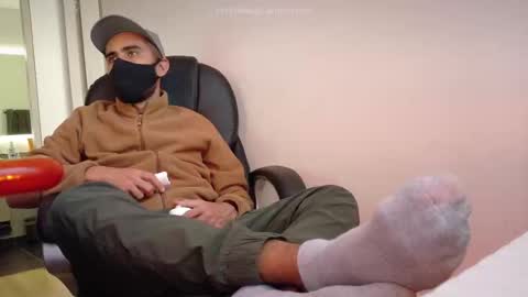 Snapshot of chrissmithin5 chatting on 10.01.25 Cardamomo online show from 10.01.25