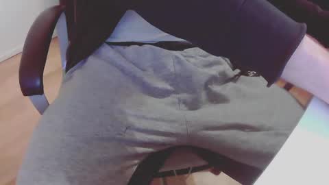 Snapshot of chrissoxx chatting on 02.25.25 chrissoxx online show from 02.25.25