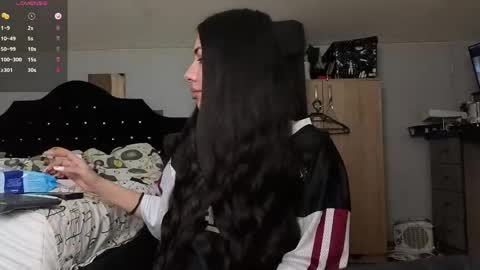 Chrissy online show from 04.15.26