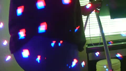 Snapshot of chrisswift3000ad chatting on 10.13.25 chrisswift3000ad online show from 10.13.25