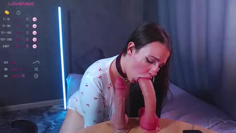 Chrissy online show from 09.22.25