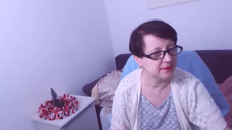 Snapshot of christarose chatting on 01.05.25 Christa online show from 01.05.25