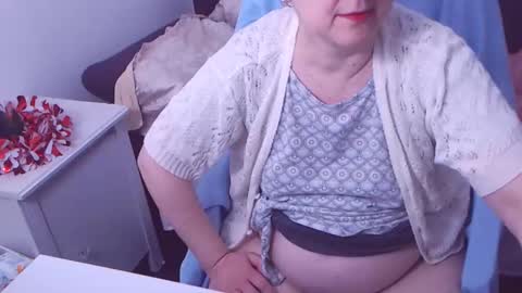 Snapshot of christarose chatting on 01.05.25 Christa online show from 01.05.25