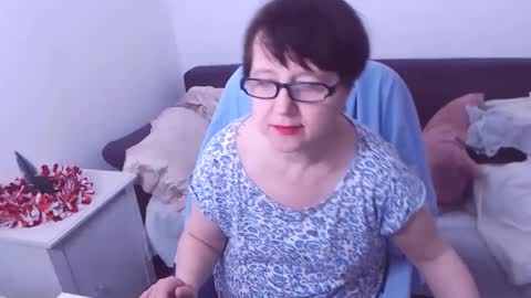 Snapshot of christarose chatting on 01.06.25 Christa online show from 01.06.25