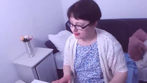 Snapshot of christarose chatting on 01.09.25 Christa online show from 01.09.25