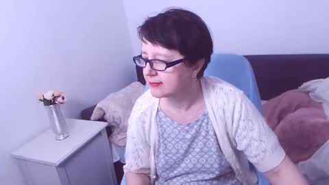 Snapshot of christarose chatting on 02.14.25 Christa online show from 02.14.25