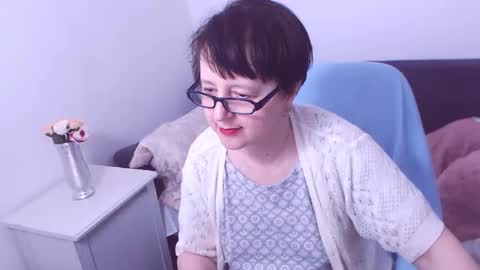 Snapshot of christarose chatting on 02.14.25 Christa online show from 02.14.25