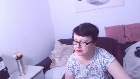 Snapshot of christarose chatting on 11.24.25 Christa online show from 11.24.25