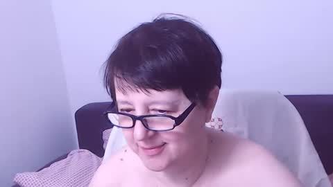 Christa online show from 04.10.26