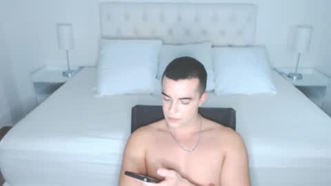 Snapshot of christiandiorx chatting on 11.22.25 christiandiorx online show from 11.22.25