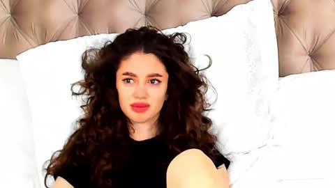 christinaconte online show from 02.27.25