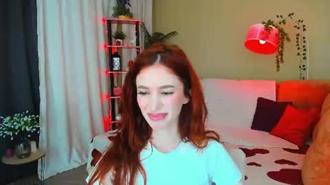 Snapshot of christinaconteeree chatting on 07.06.26 christinaconteeree online show from 07.06.26