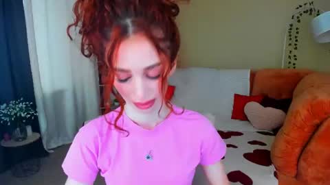 Snapshot of christinaconteeree chatting on 07.09.26 christinaconteeree online show from 07.09.26