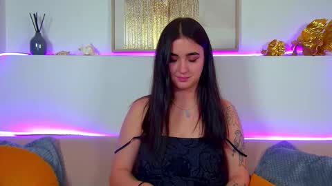 Christina online show from 09.12.25