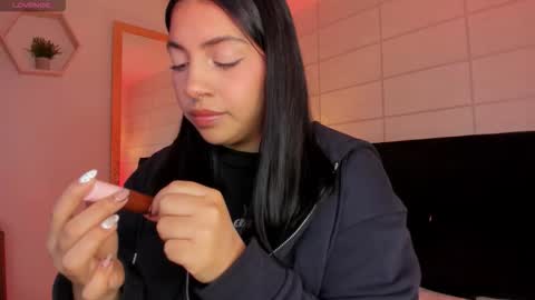 Christine  online show from 12.05.25