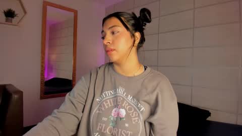 Christine  online show from 03.25.26