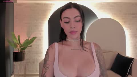 Snapshot of christineford1 chatting on 10.27.25 Christine Ford online show from 10.27.25