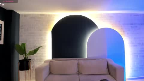 Snapshot of christineford1 chatting on 10.29.25 Christine Ford online show from 10.29.25