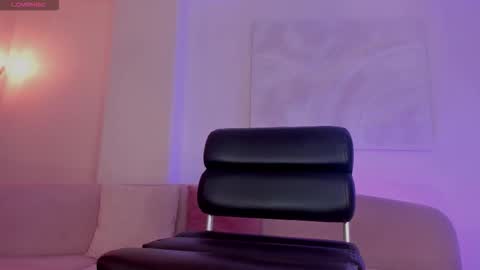 Snapshot of christineford1 chatting on 10.31.25 Christine Ford online show from 10.31.25