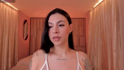 Snapshot of christineford1 chatting on 11.07.25 Christine Ford online show from 11.07.25