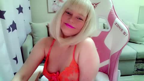 Christi online show from 11.05.25