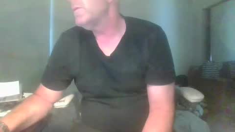 Snapshot of christo9999 chatting on 03.03.25 christo online show from 03.03.25