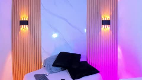 Snapshot of christopher_hunter chatting on 02.20.26 Chrisopher Hunter online show from 02.20.26