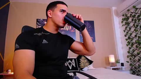 Christopher Black online show from 11.06.25