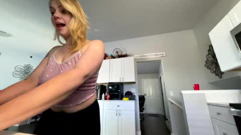 Christy Stevens online show from 04.21.26