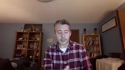 Snapshot of chrisw8121 chatting on 12.23.25 chrisw8121 online show from 12.23.25