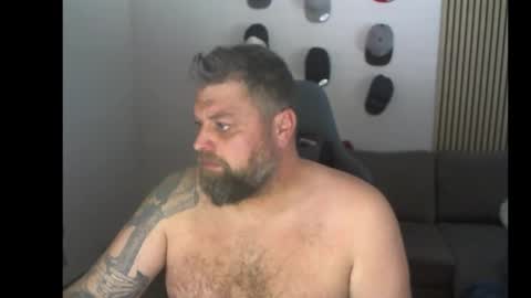 Chrizz online show from 11.15.25