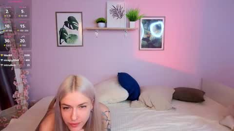 EvaBlonde TayaBrunette EliieBlack hair online show from 03.17.26