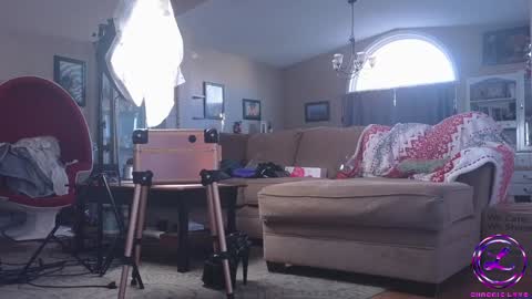 Snapshot of chroniclove chatting on 12.05.24 Marley online show from 12.05.24